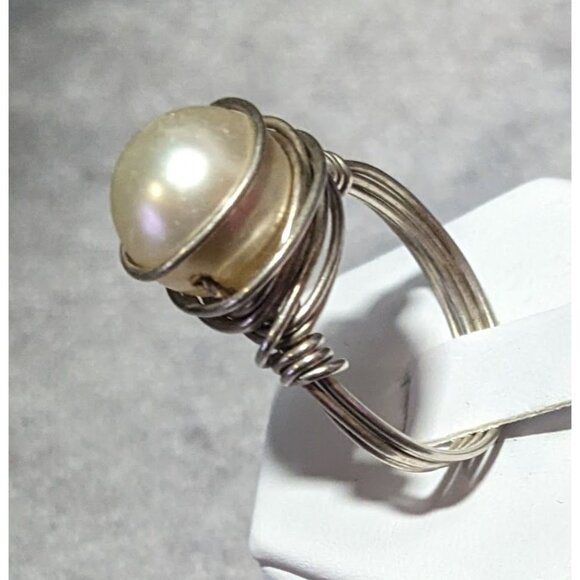 Elegant Glam Faux Pearl Wire Wrap Ring Size 9 - Picture 5 of 14